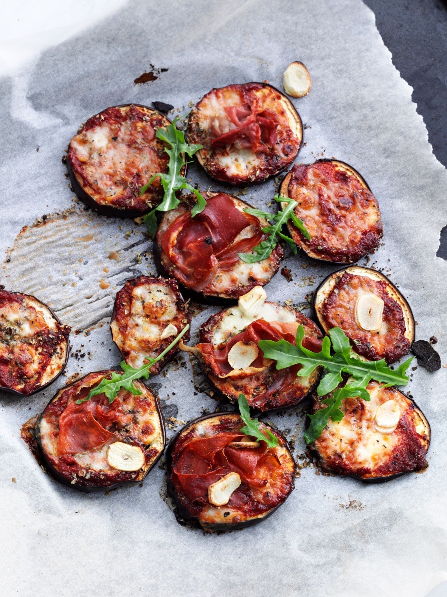 Aubergine pizza