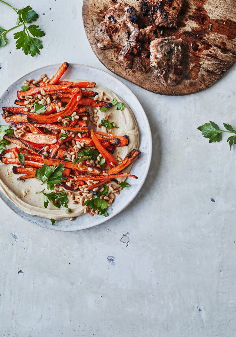 Lammekoteletter med ristet gulerodssalat