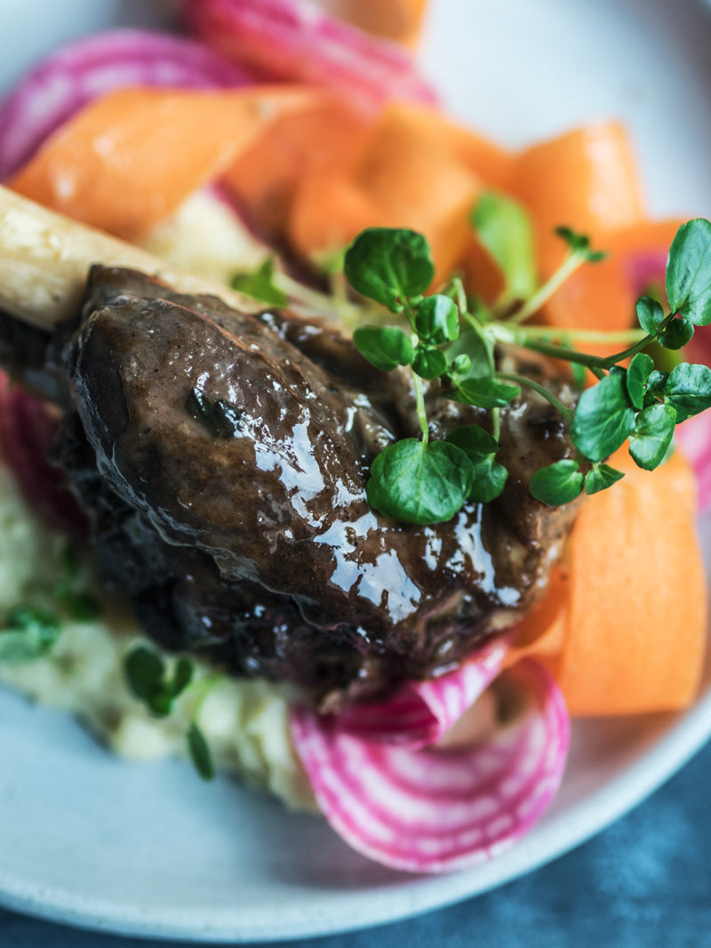 Lammeskank med pastinakmos & sprøde rodfrugter