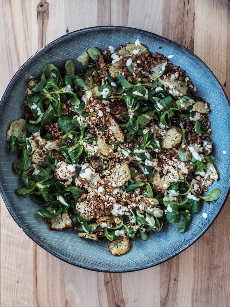 Speltkernesalat med ristet blomkål