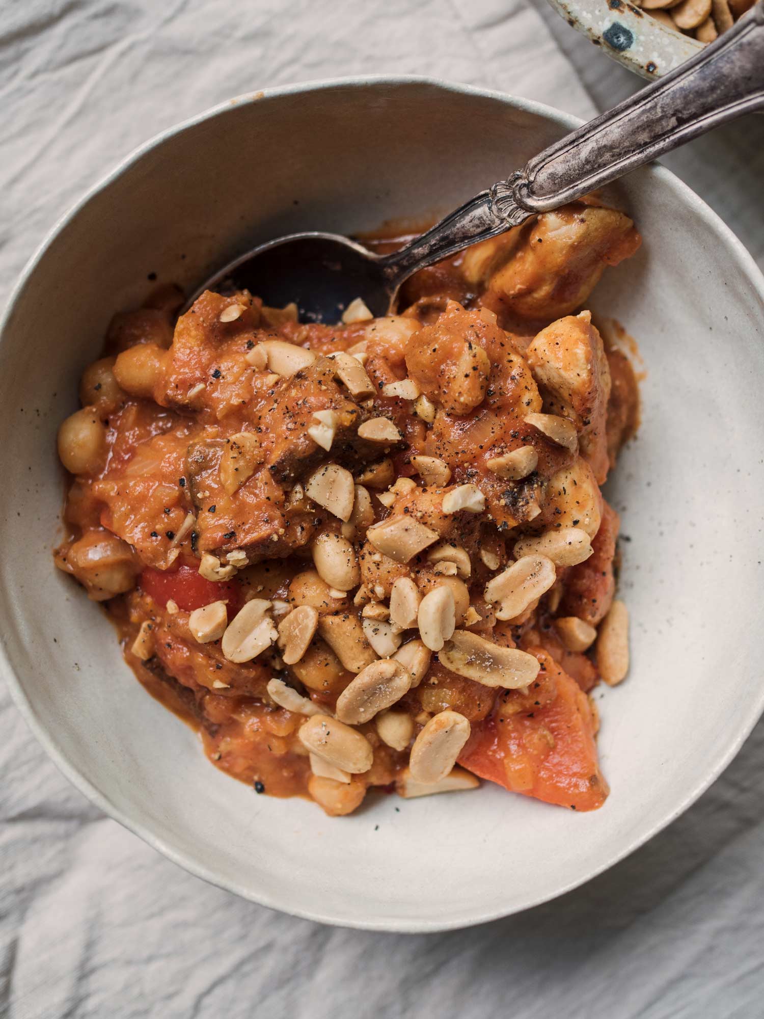 Afrikansk curry med kylling og peanutbutter