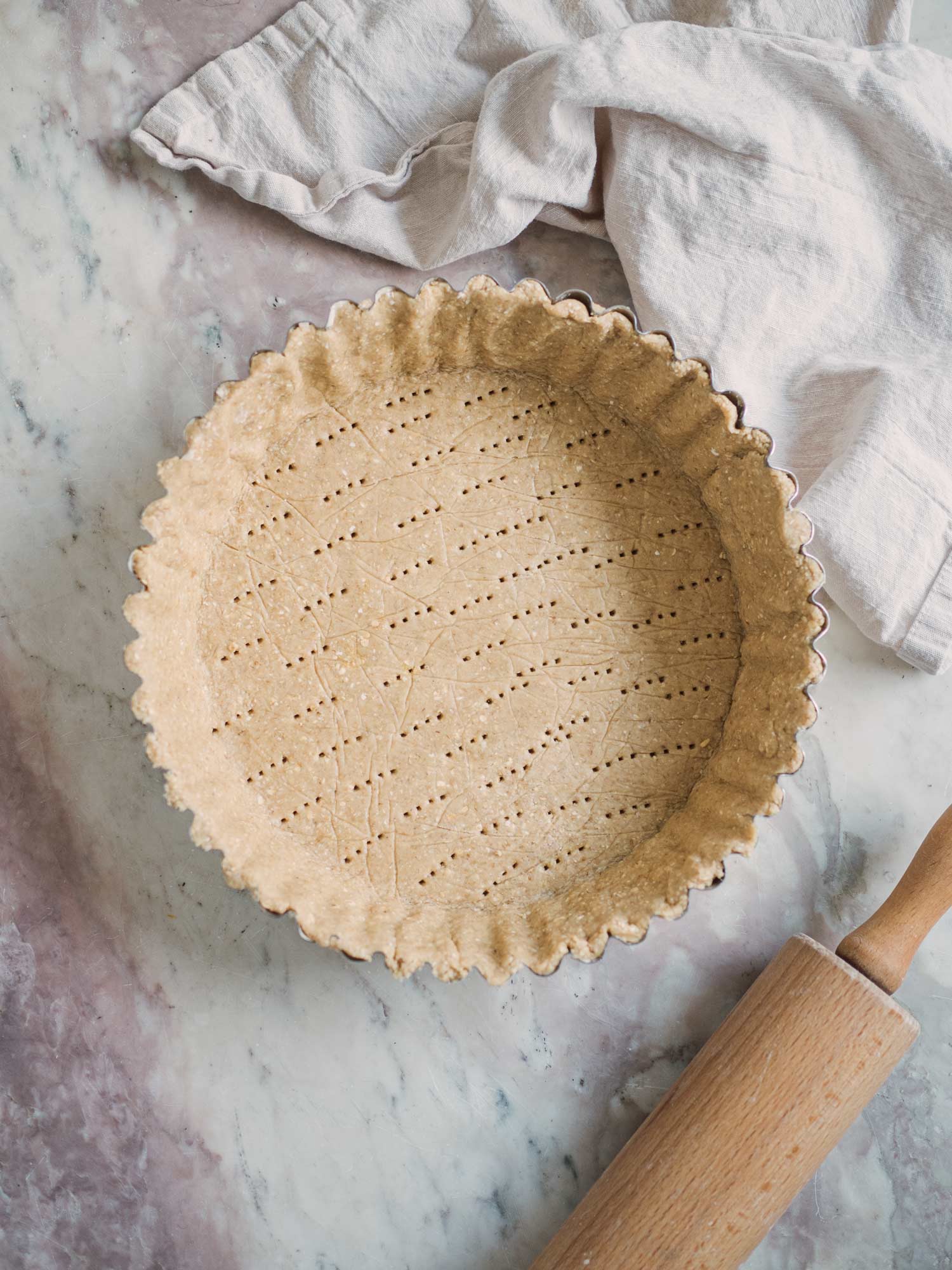 Glutenfri tærtebund af havregryn