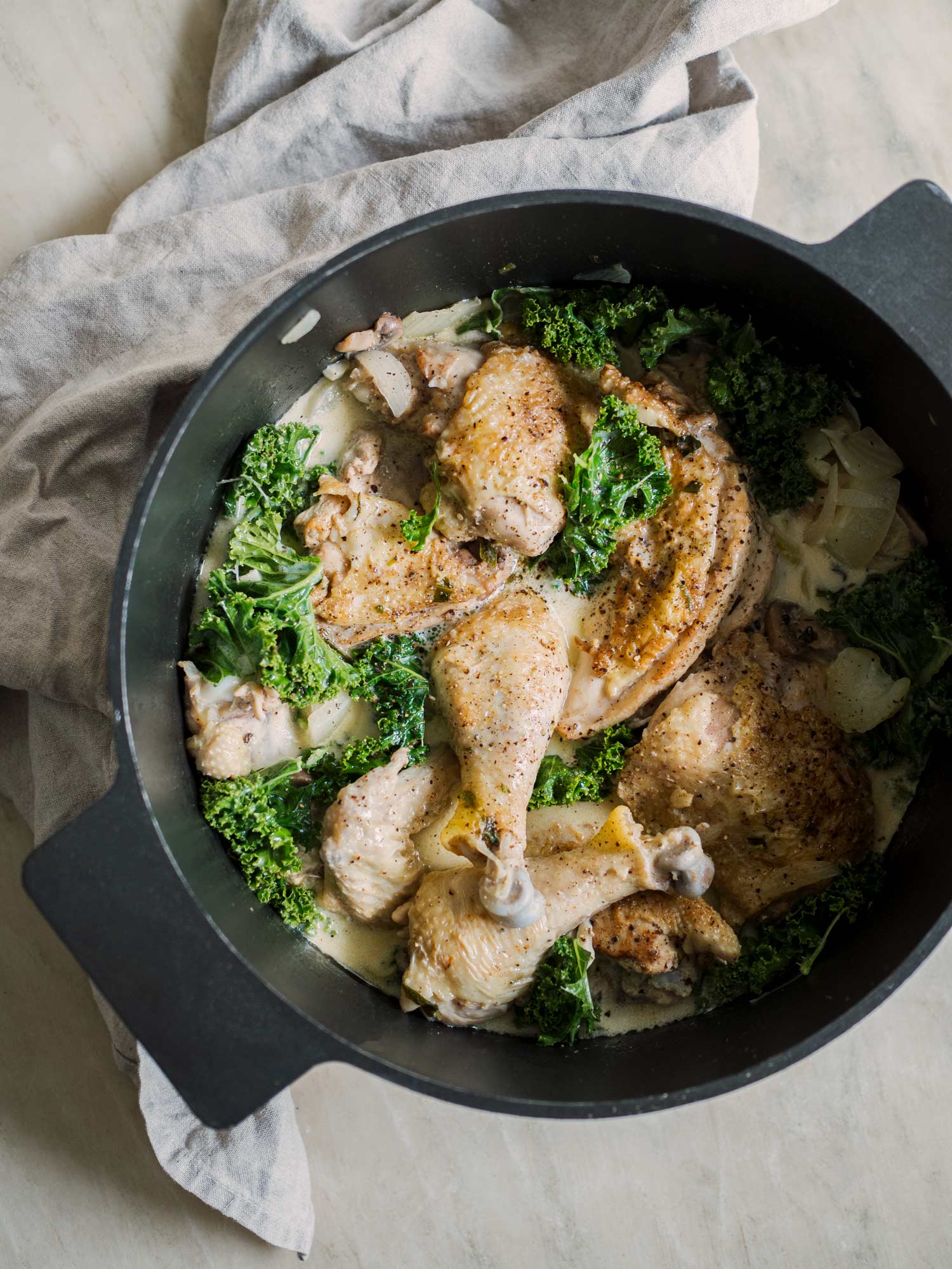 Kyllingegryde med fennikel og grønkål