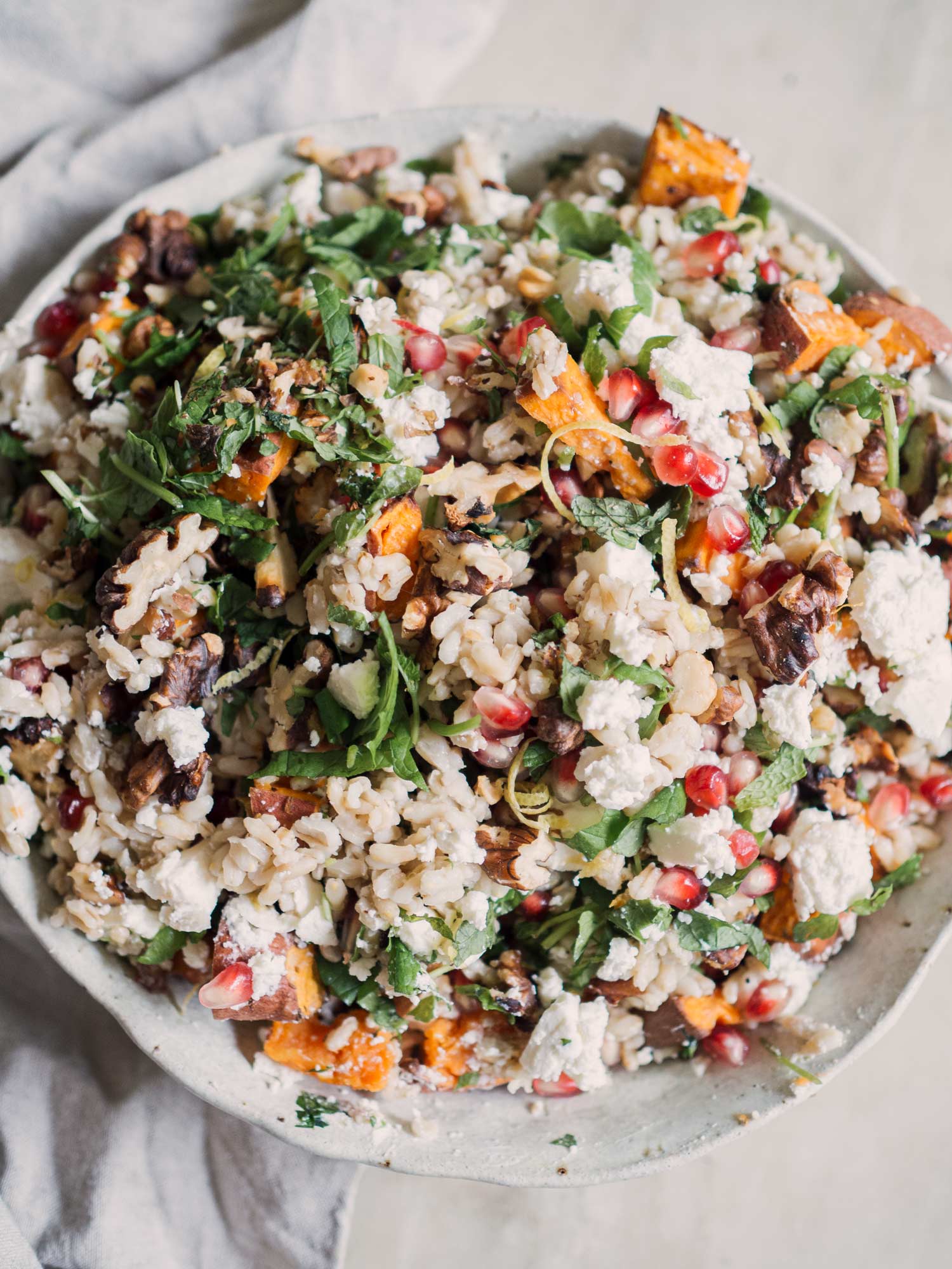 Mellemøstlig salat med havreris