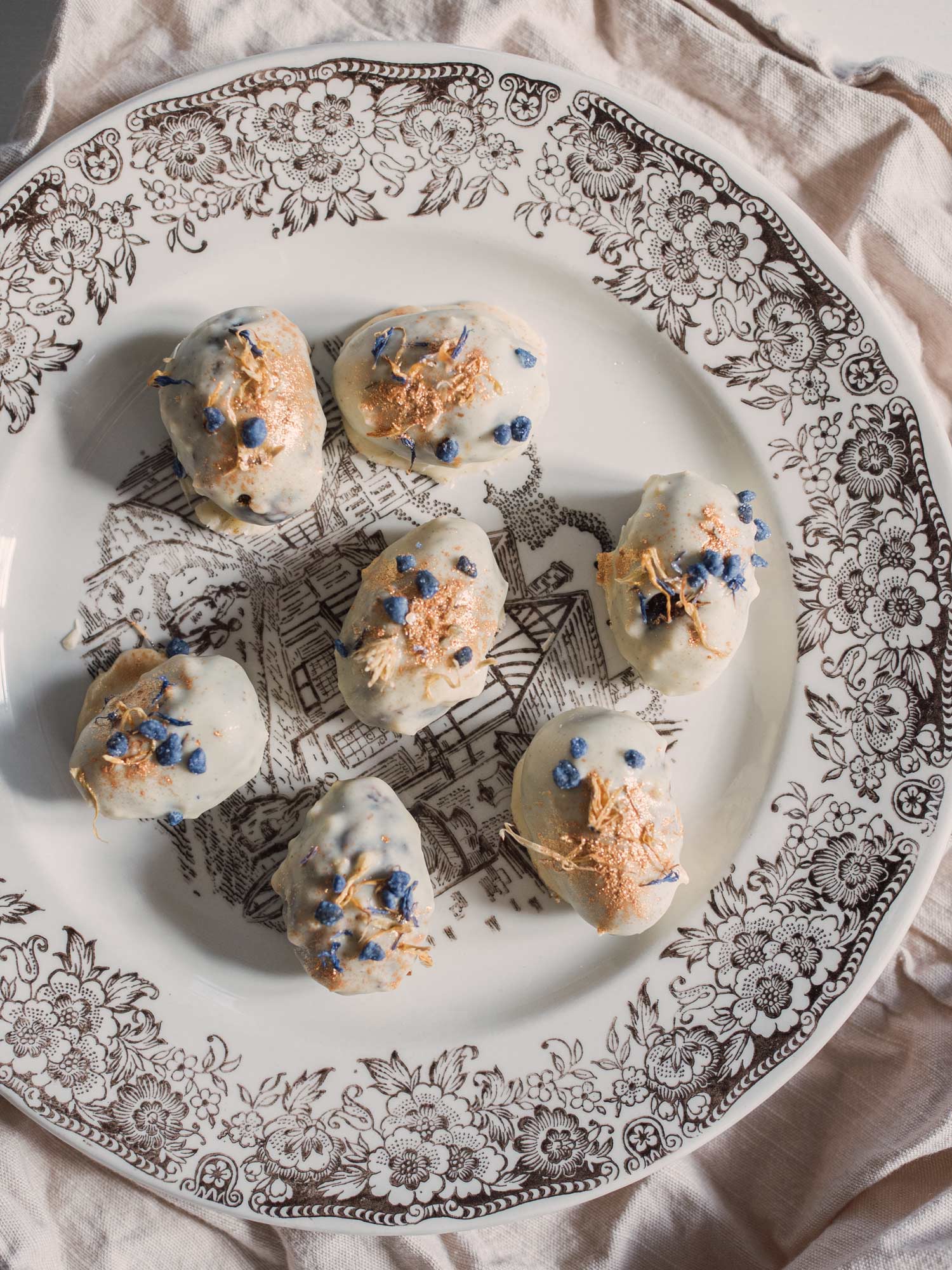 Sunde påskeæg med svesker