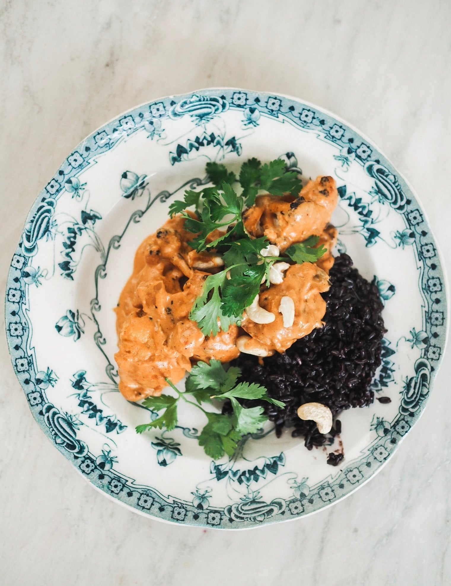 Indisk cashew curry med ristet blomkål