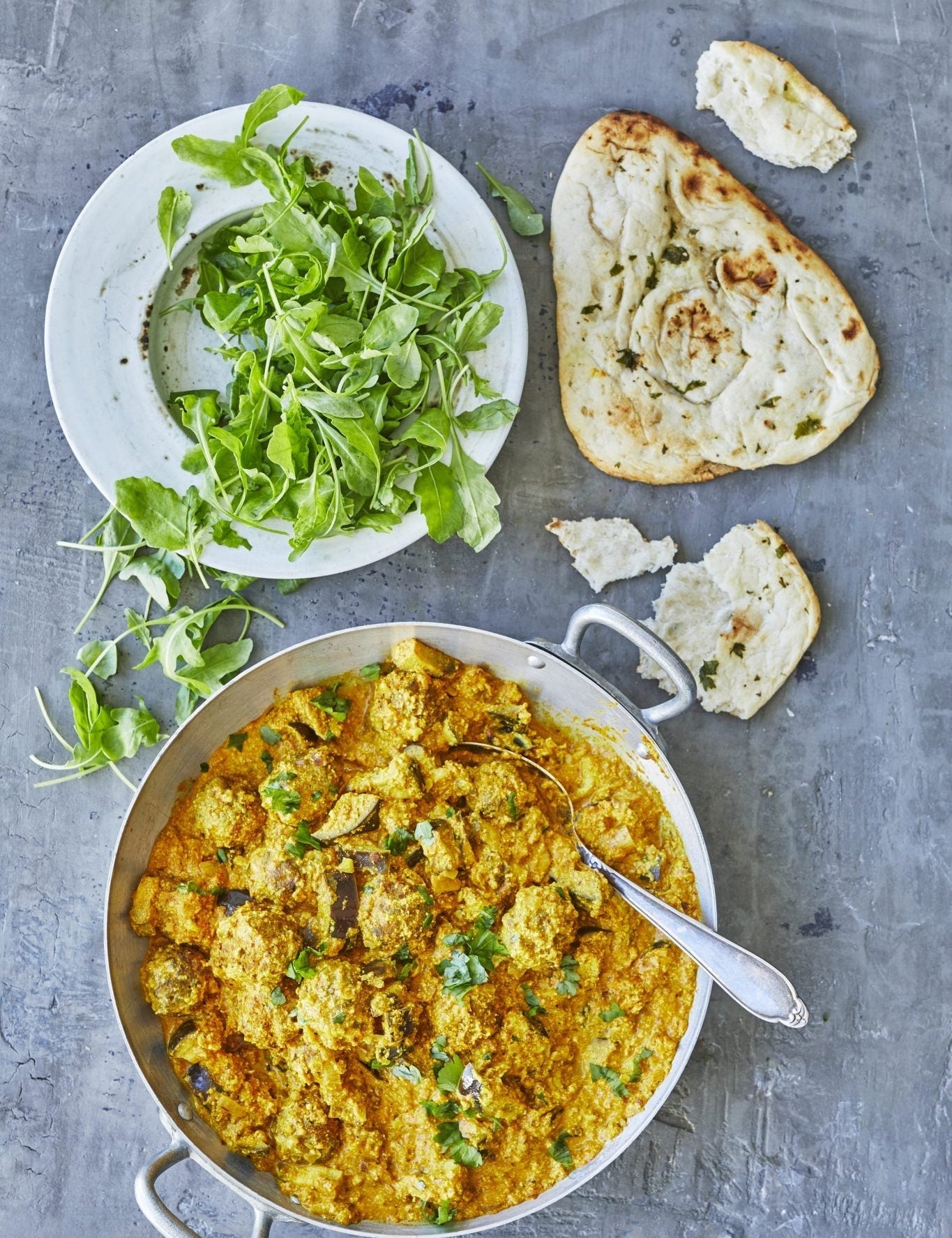 Tikka masala med kyllingekødboller