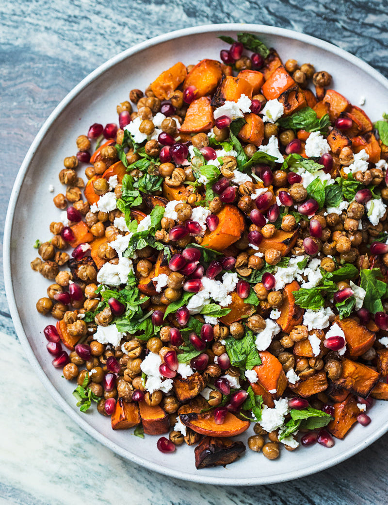 Efterårssalat med græskar og sprøde kikærter