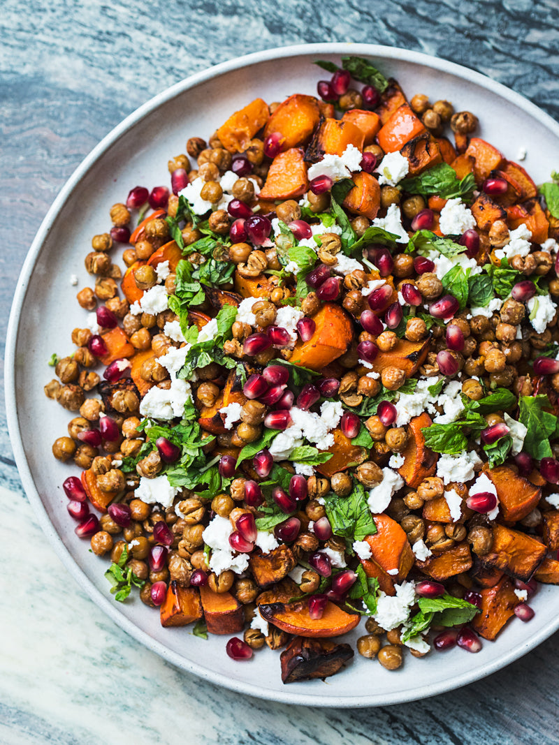 Efterårssalat med græskar og sprøde kikærter