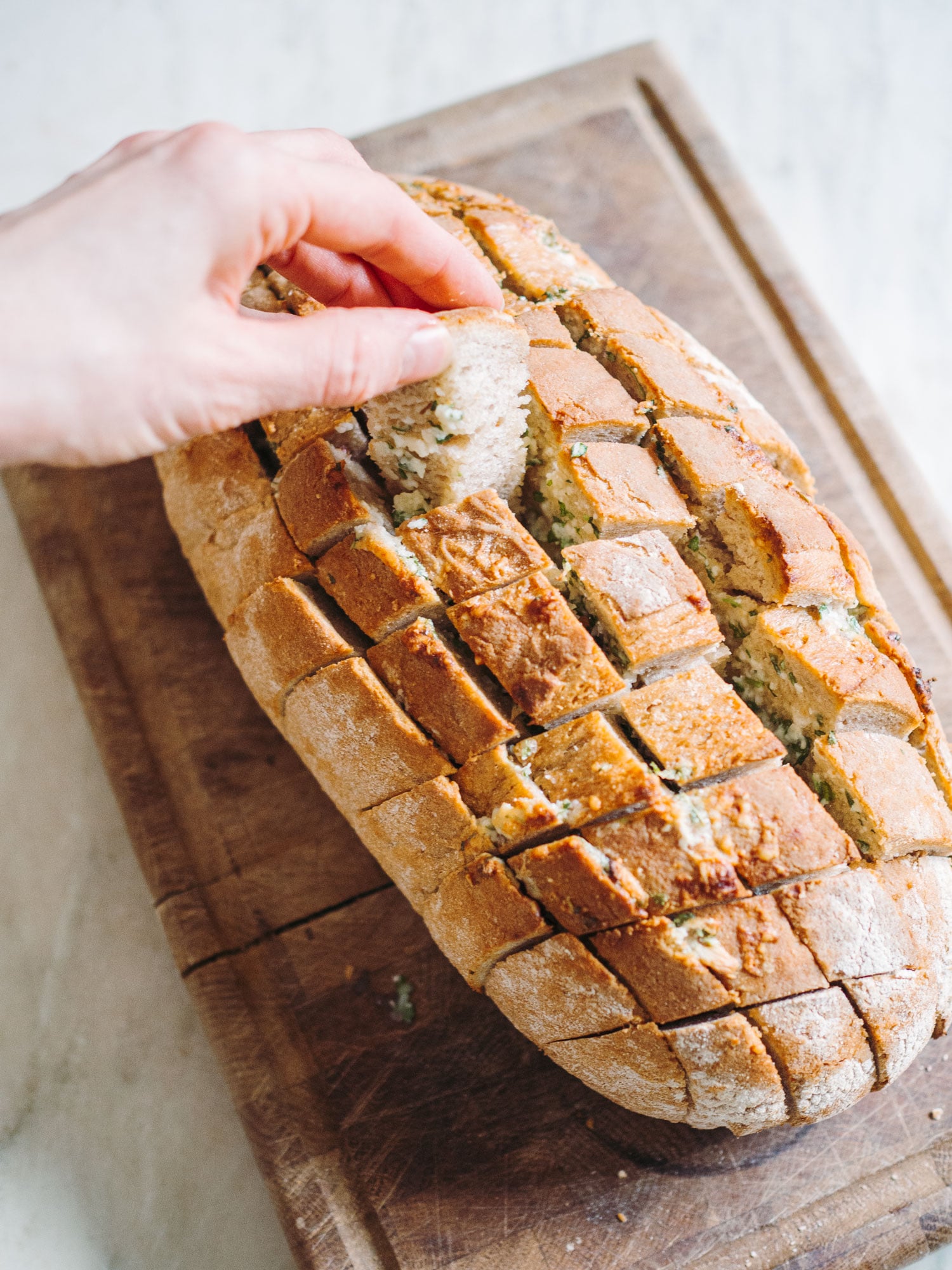 Pull apart brød med hvidløg og parmesan