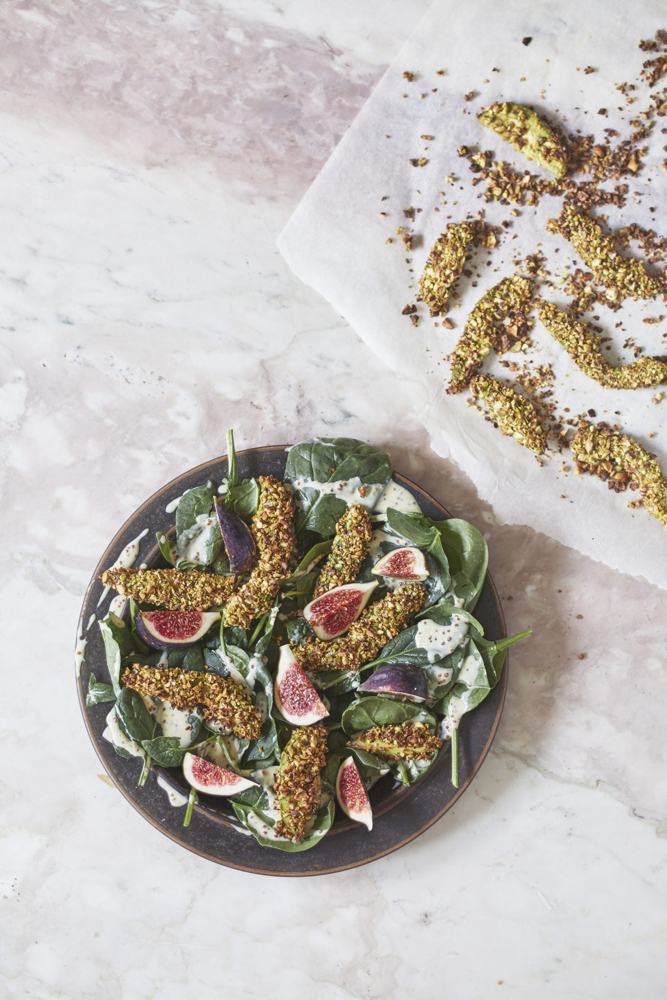 Spinatsalat med avocado og figner