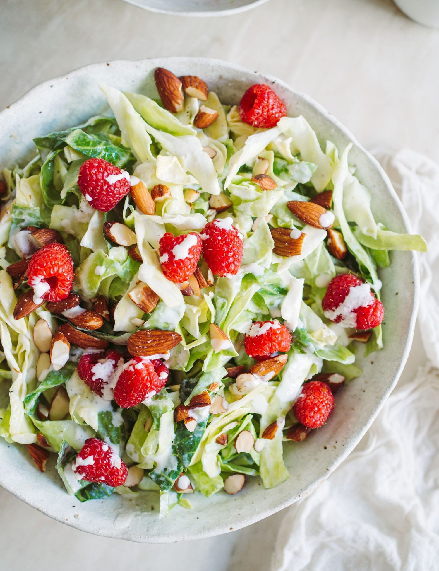 Spidskålssalat med mormordressing