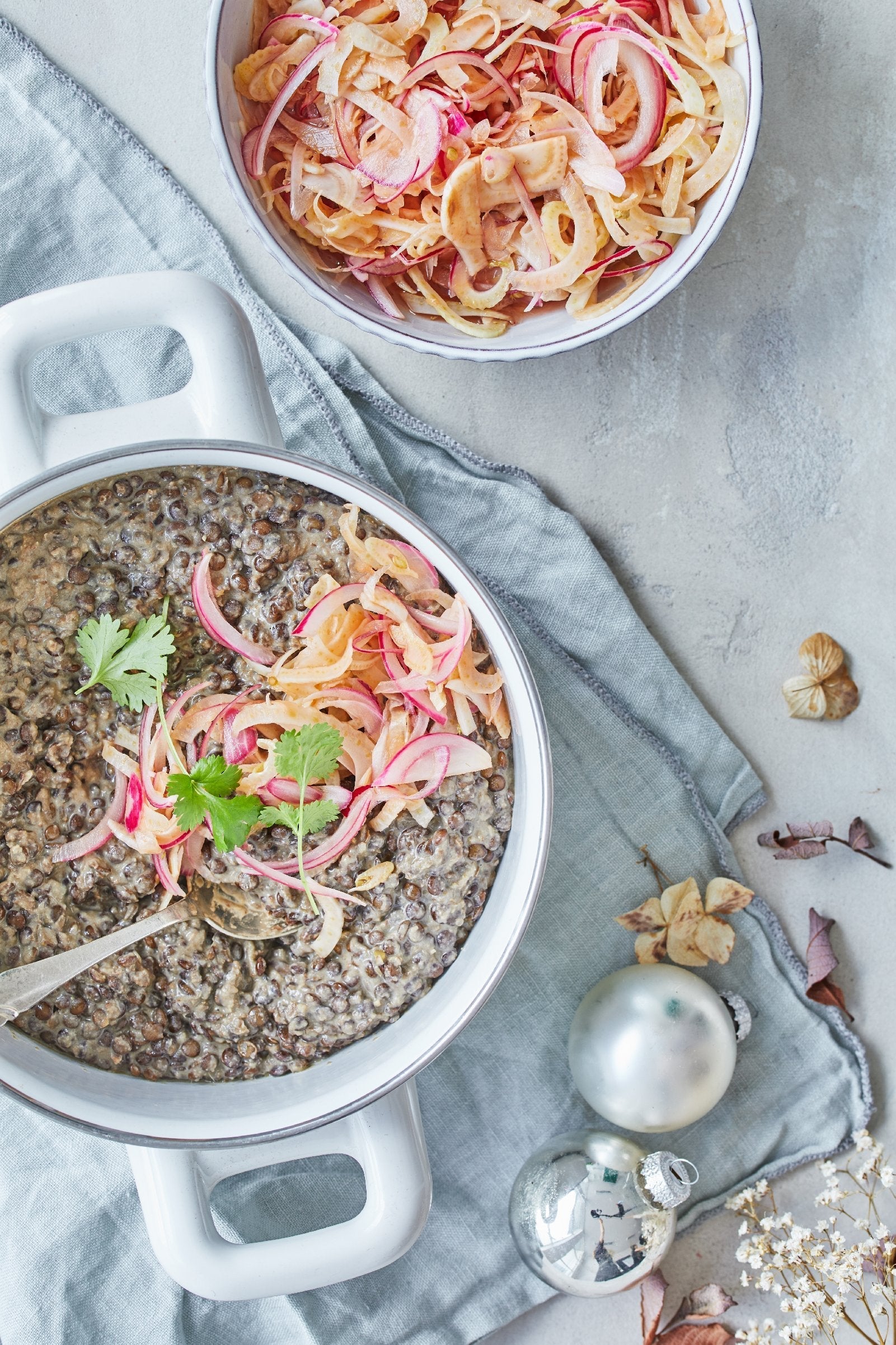 Linsegryde med tahin og syltet fennikel