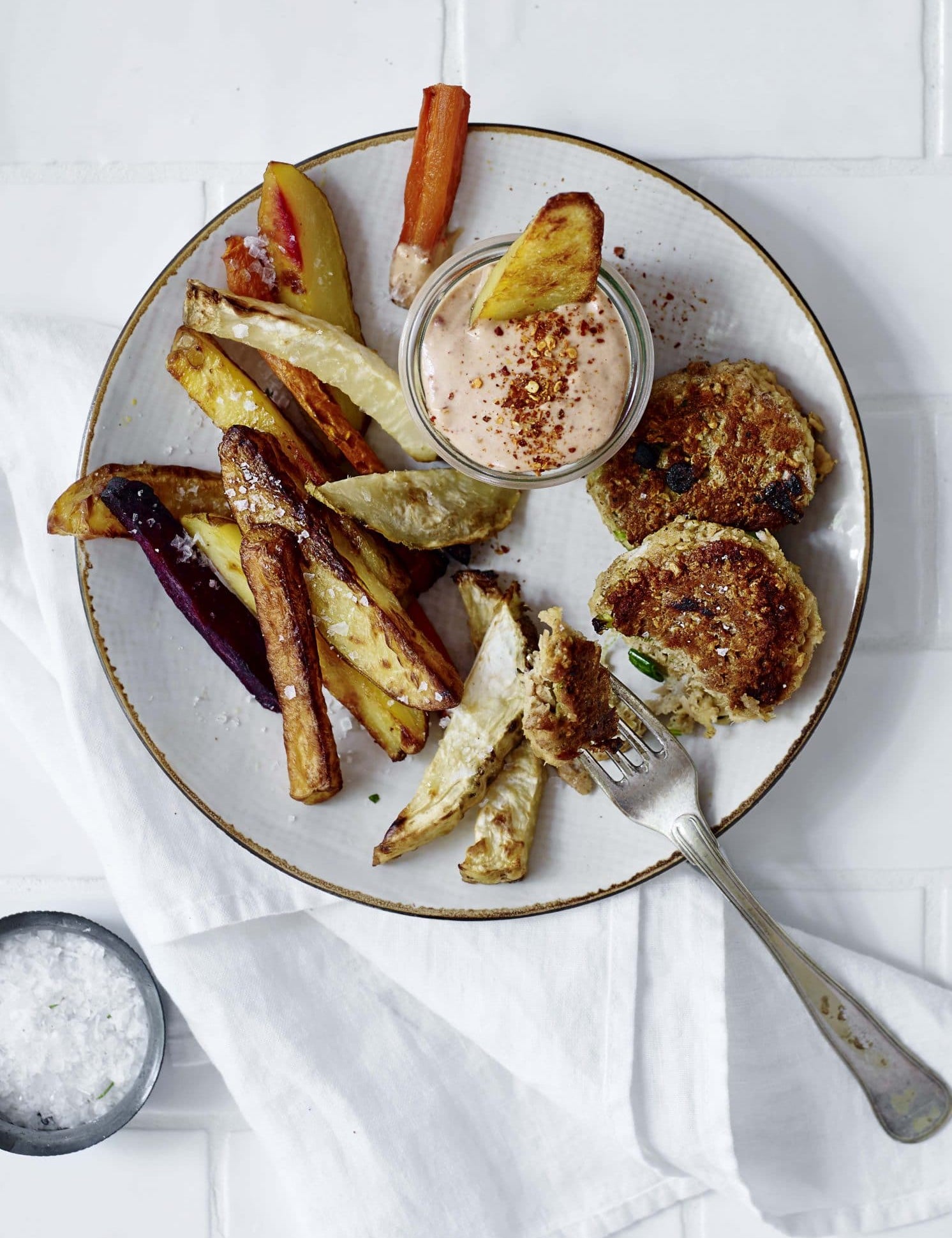 Tundeller med rodfrugtfritter & chilimayo