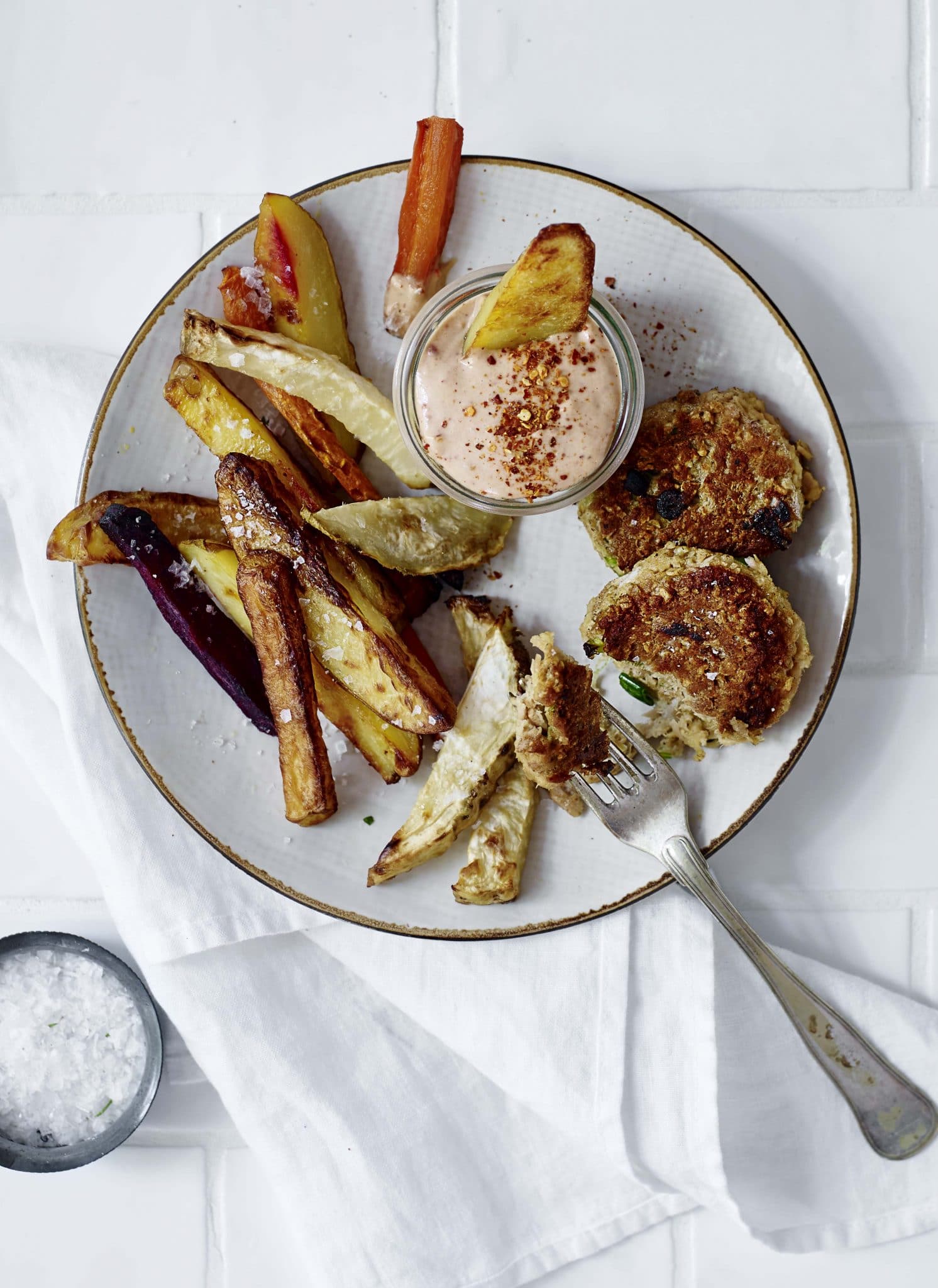 Tundeller med rodfrugtfritter & chilimayo