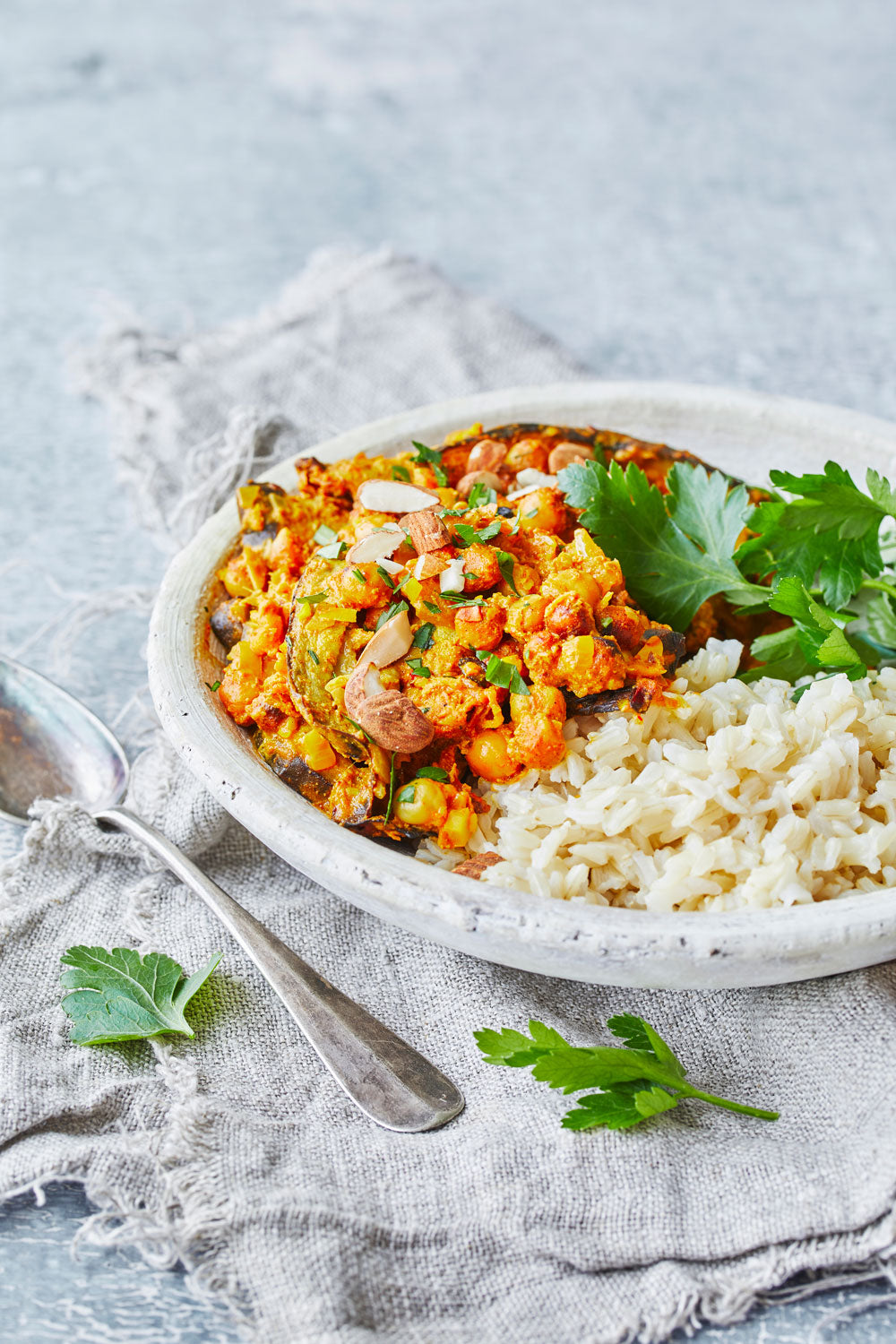 Vegetarisk tikka masala med aubergine & kikærter