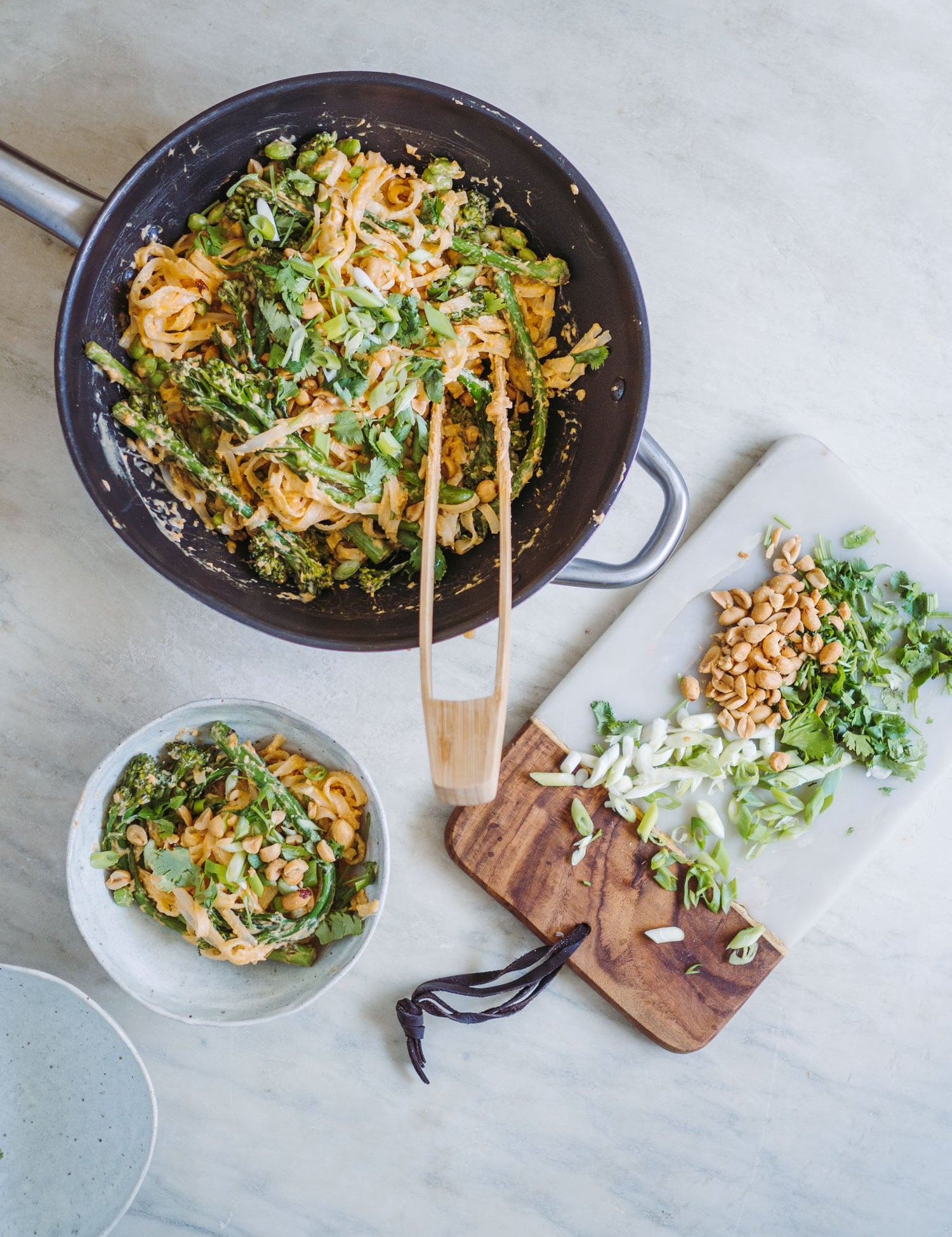 Wok med nudler og grøntsager