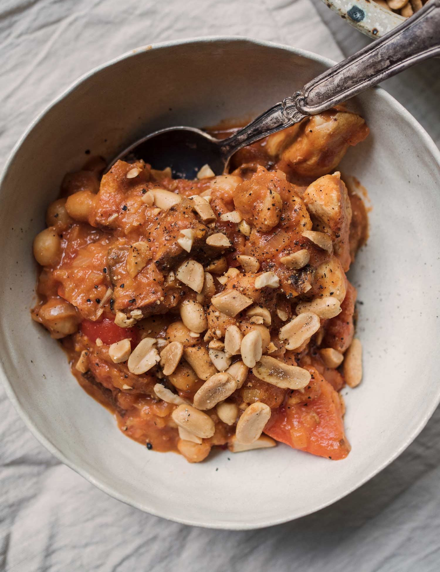 Afrikansk curry med kylling og peanutbutter