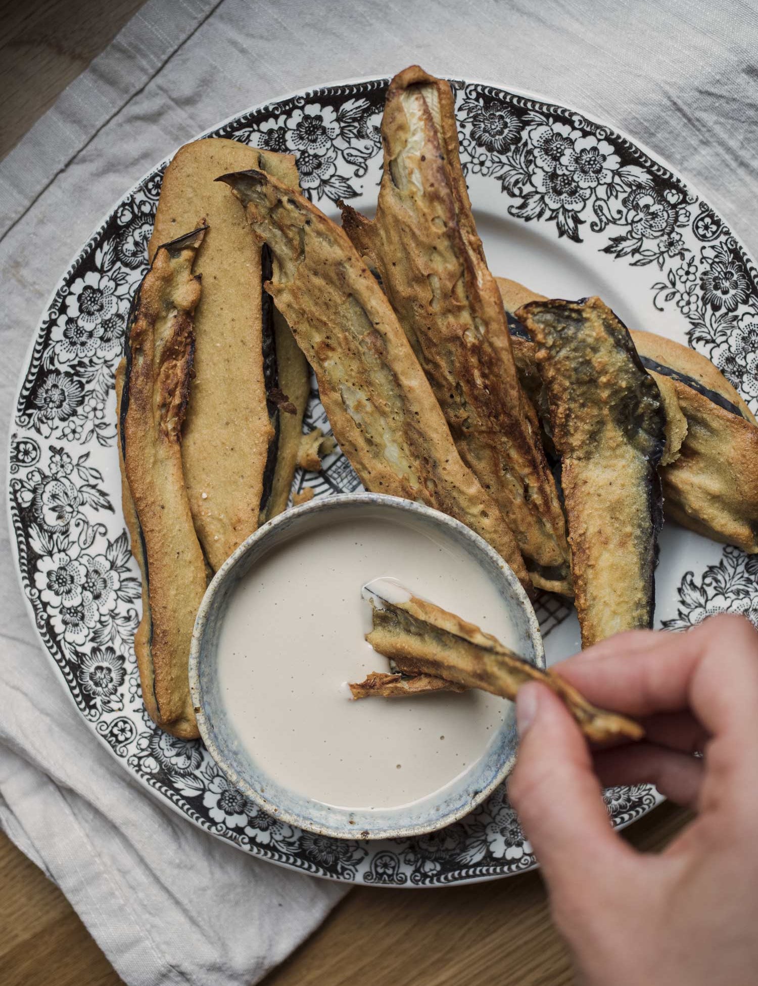 Auberginefritter med kikærtemel