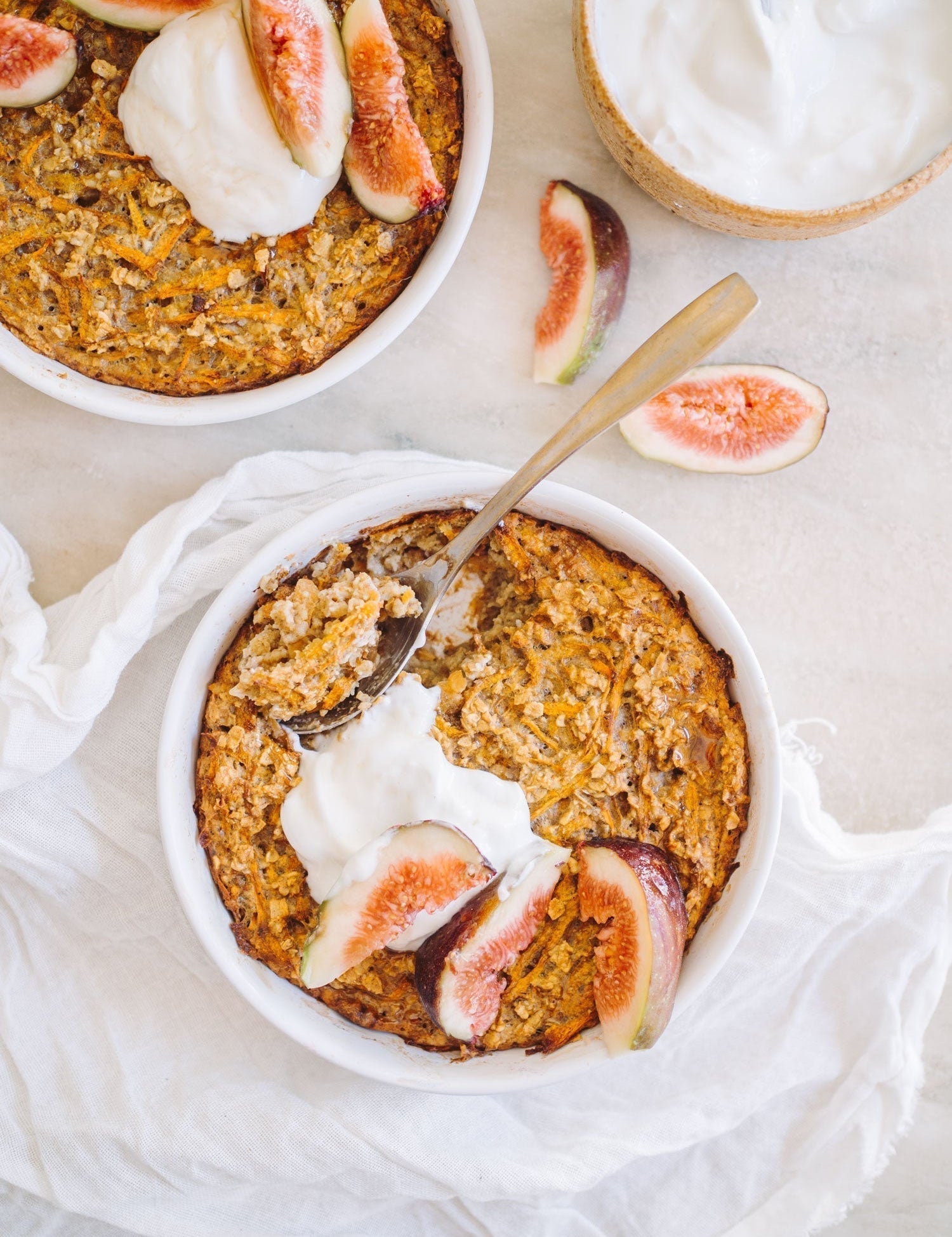 Bagt gulerodskagegrød