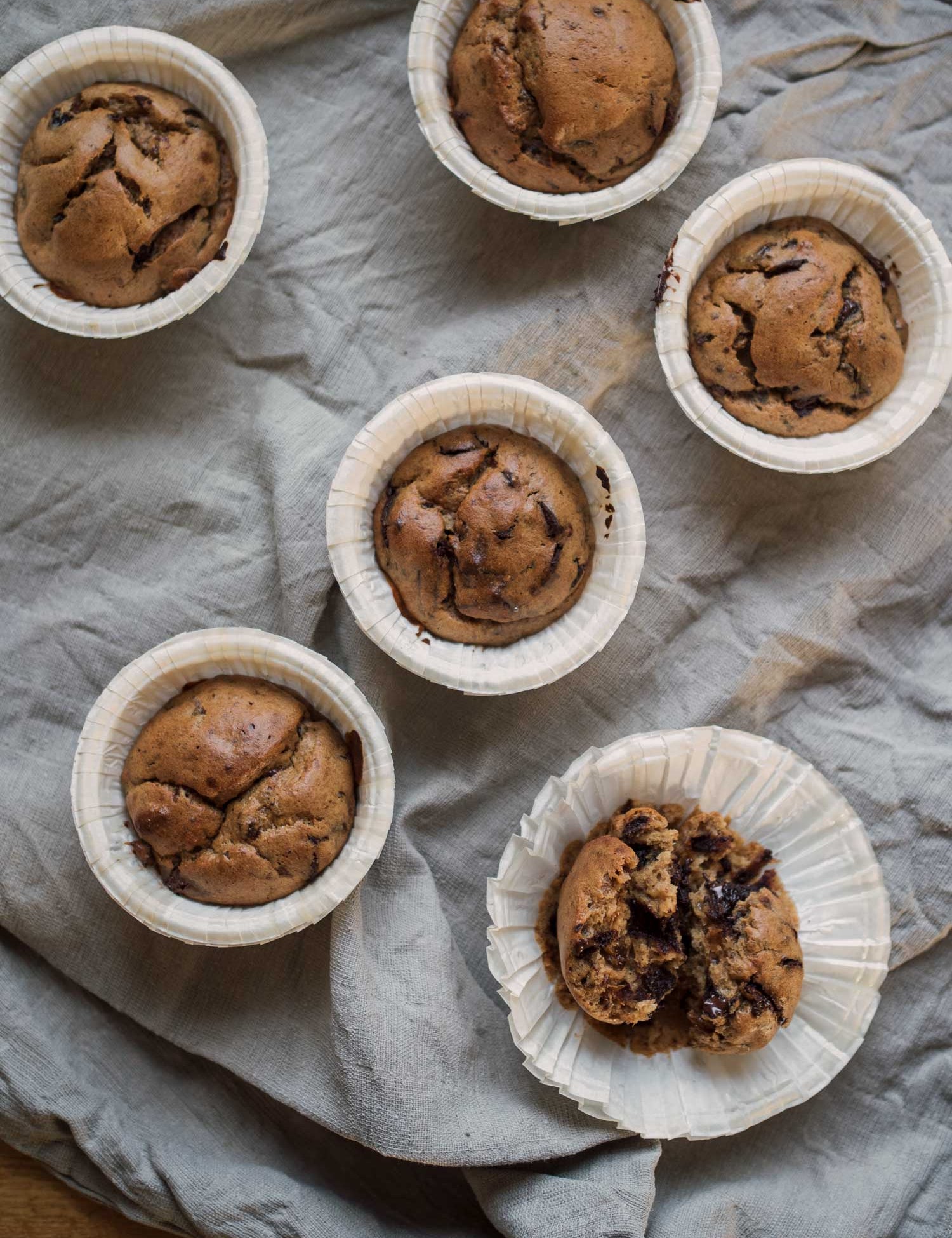 Bananmuffins med svesker