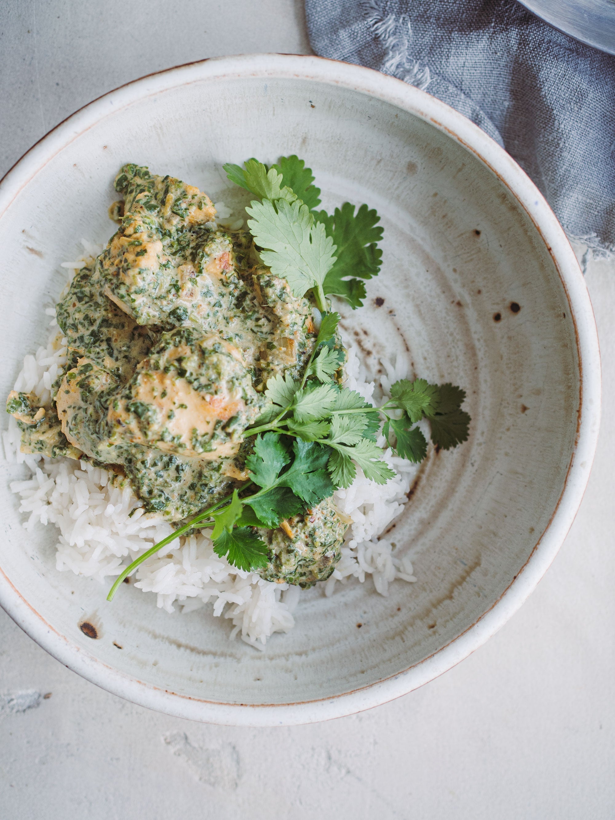 Indisk curry med kylling og spinat