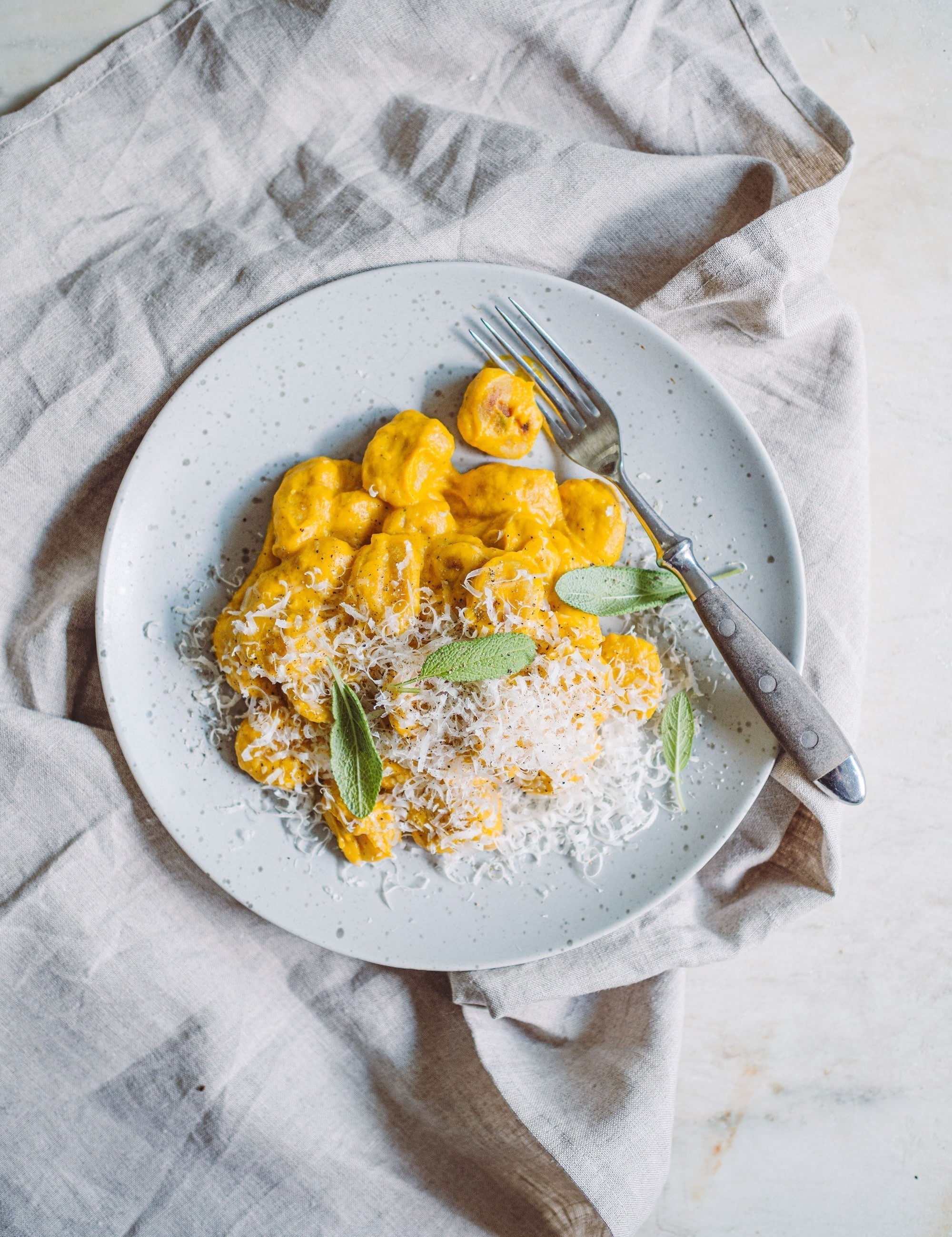 Gnocchi med græskarsauce