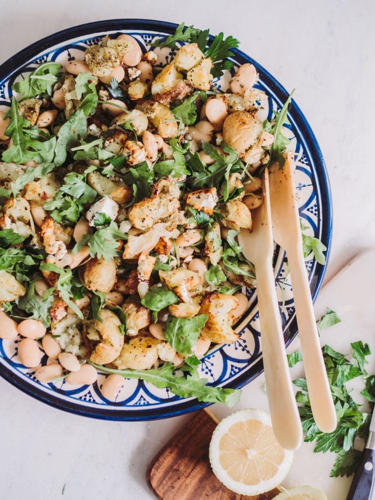 Ristet græsk kartoffelsalat