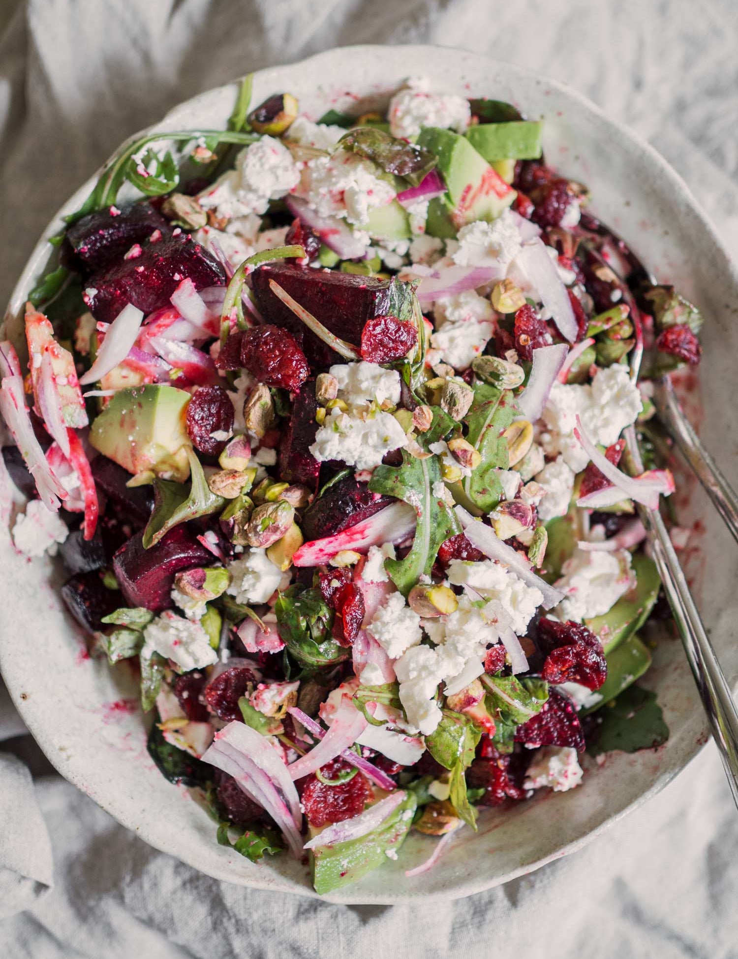 Rødbedesalat med feta og avocado