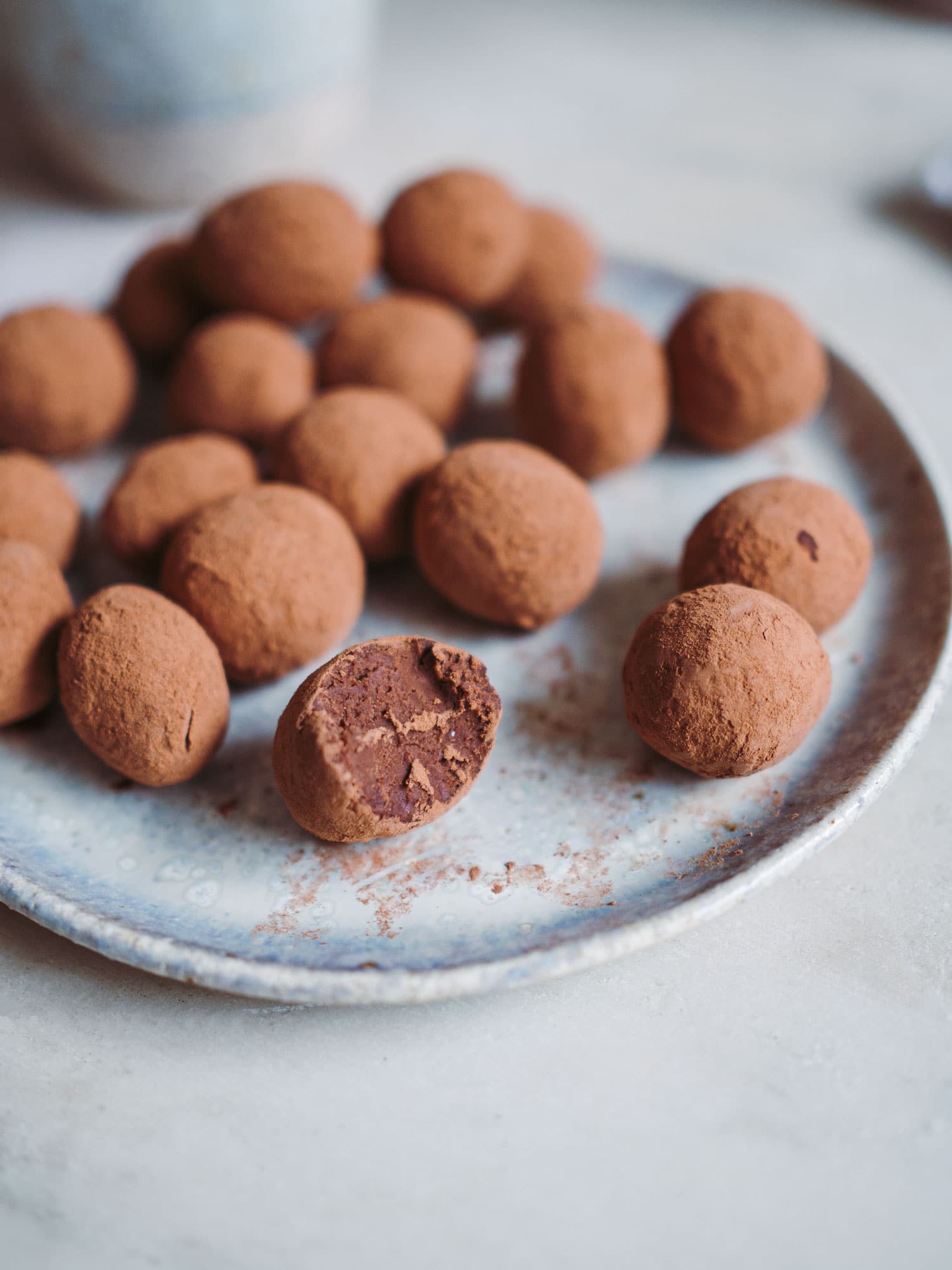 Chokoladetrøfler med avocado