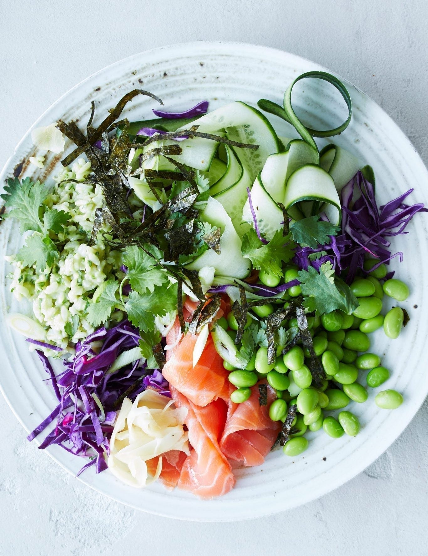 Sushi skål med laks