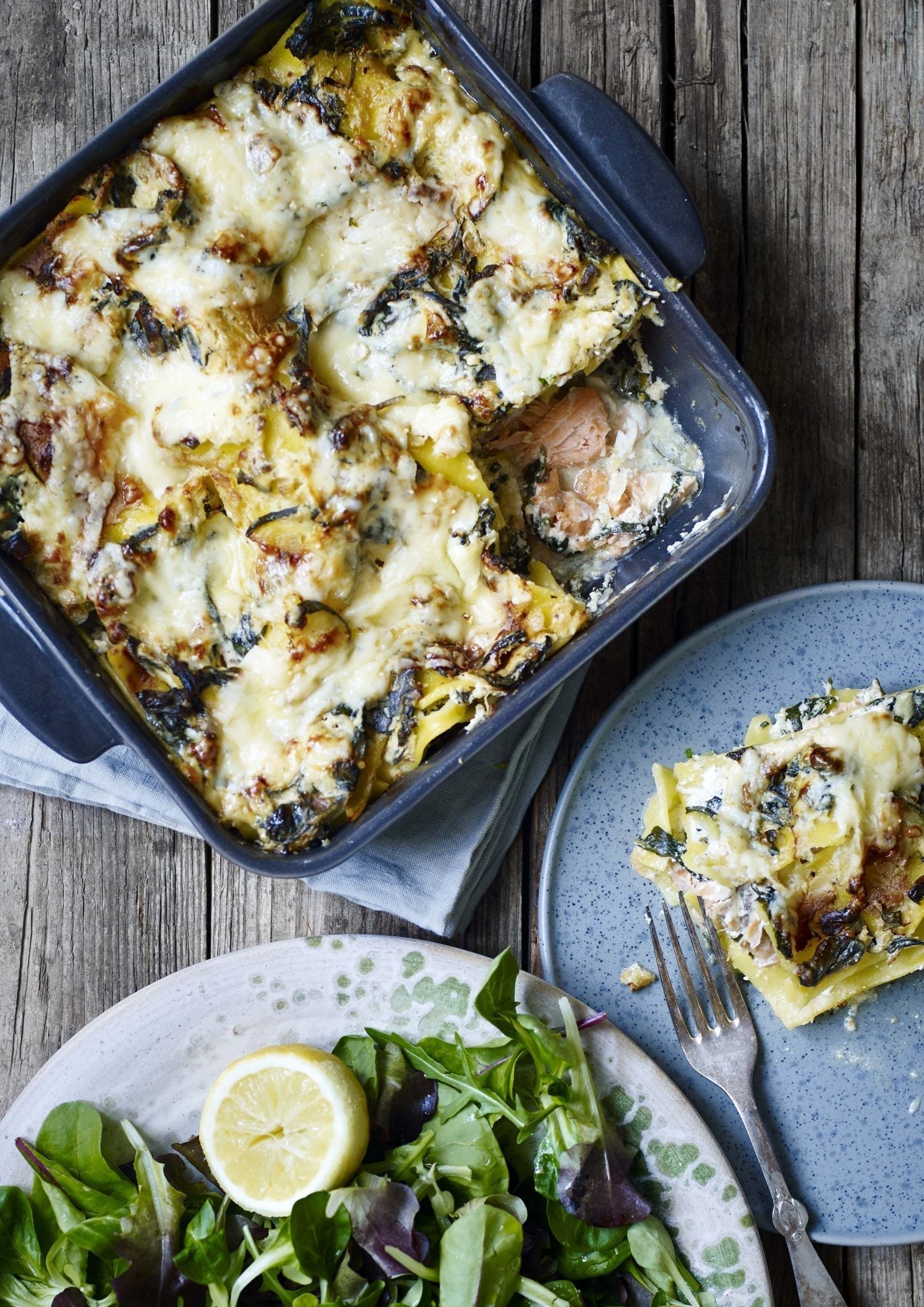 Lakselasagne med ricotta & spinat